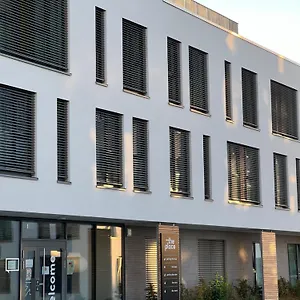Aparthotel The Place - & Serviced